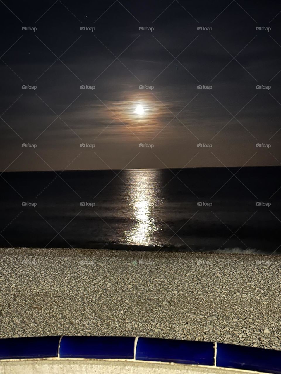 Moon#sea#reflect#sky