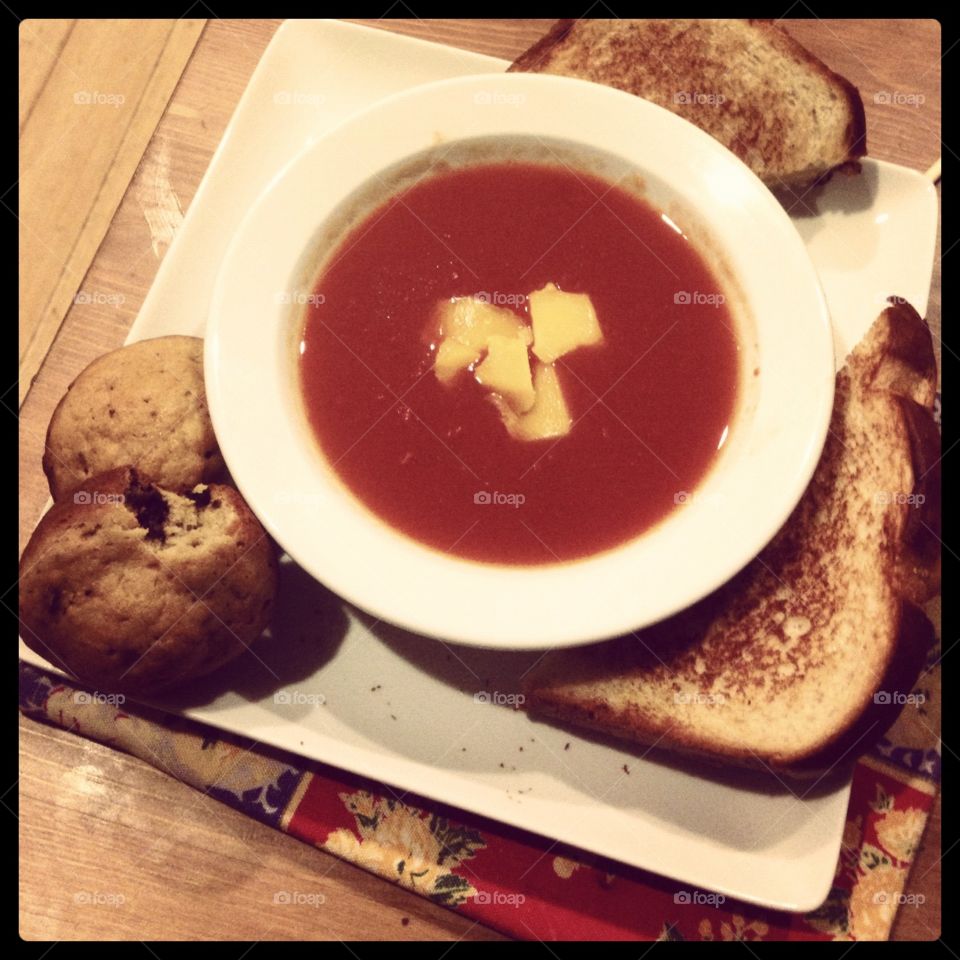 Grilled Cheese & Tomato soup 