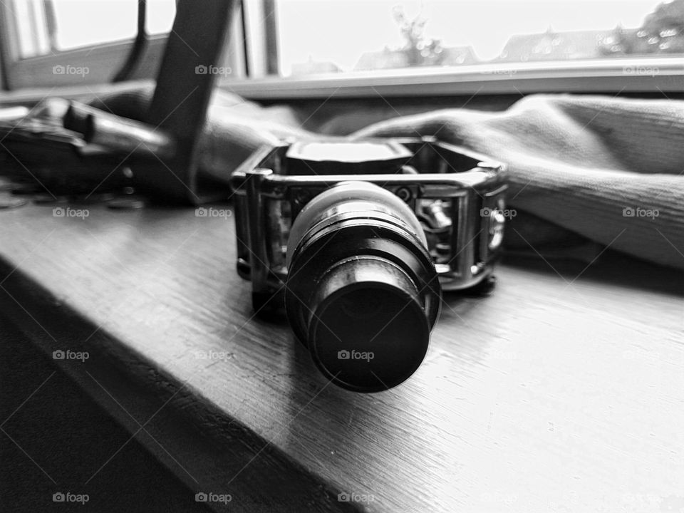 my vape in black and white