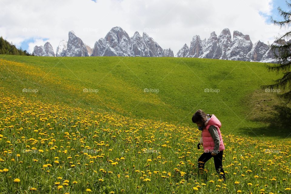 Child in mountain 