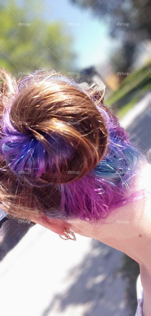 Colorfully hair bun