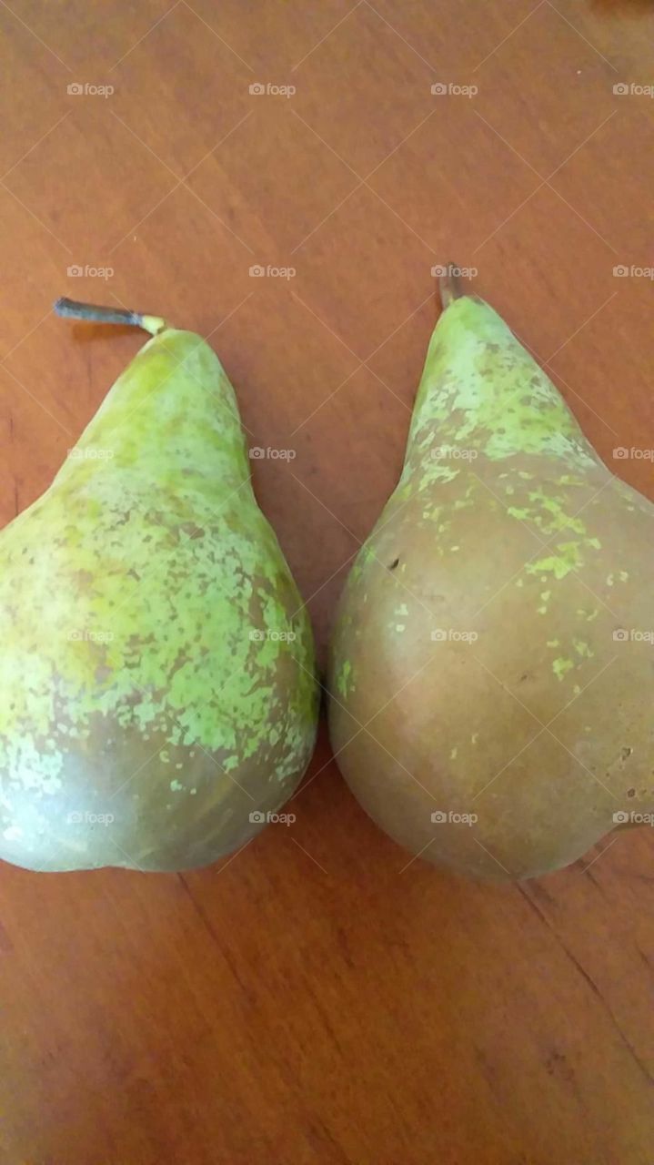 pears