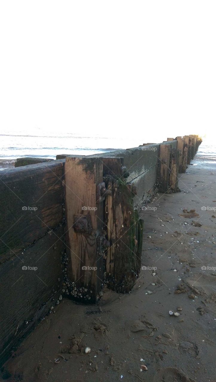 wooden wave breaking wall
