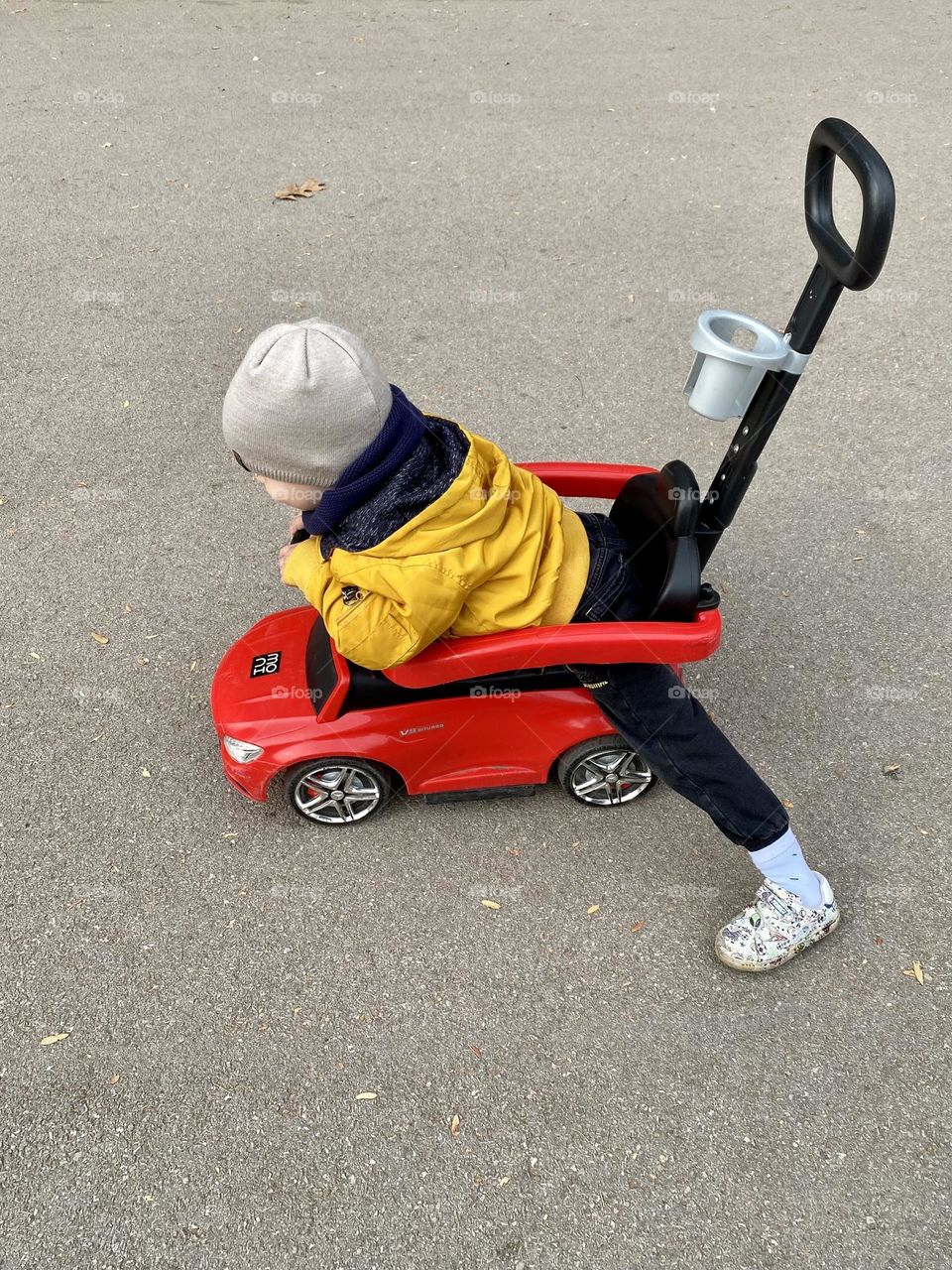 Little boy in the park 