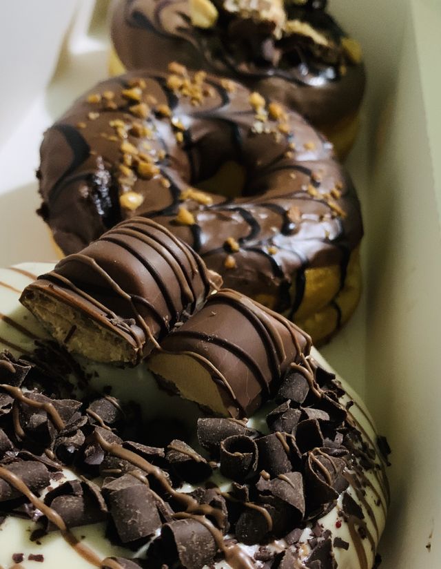 Donut be nut