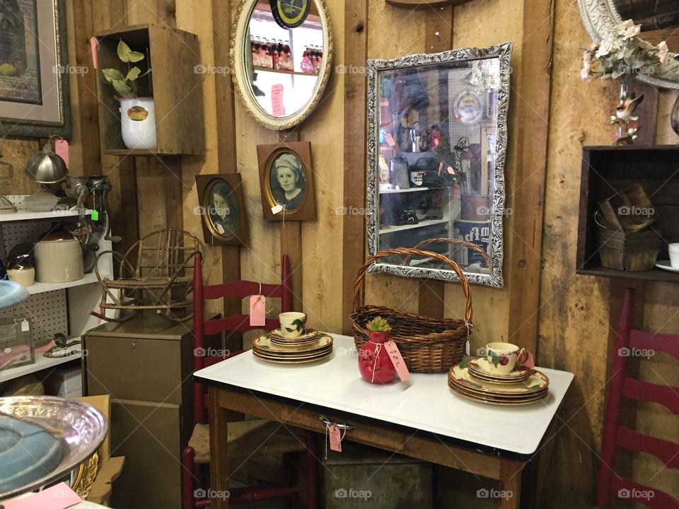 Antique collection store