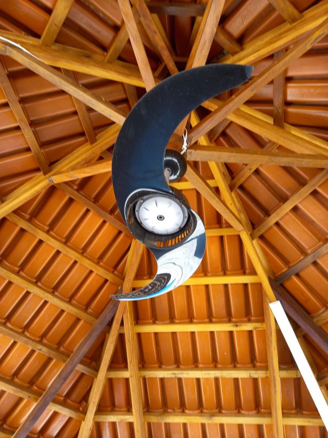 Ventilador de teto.