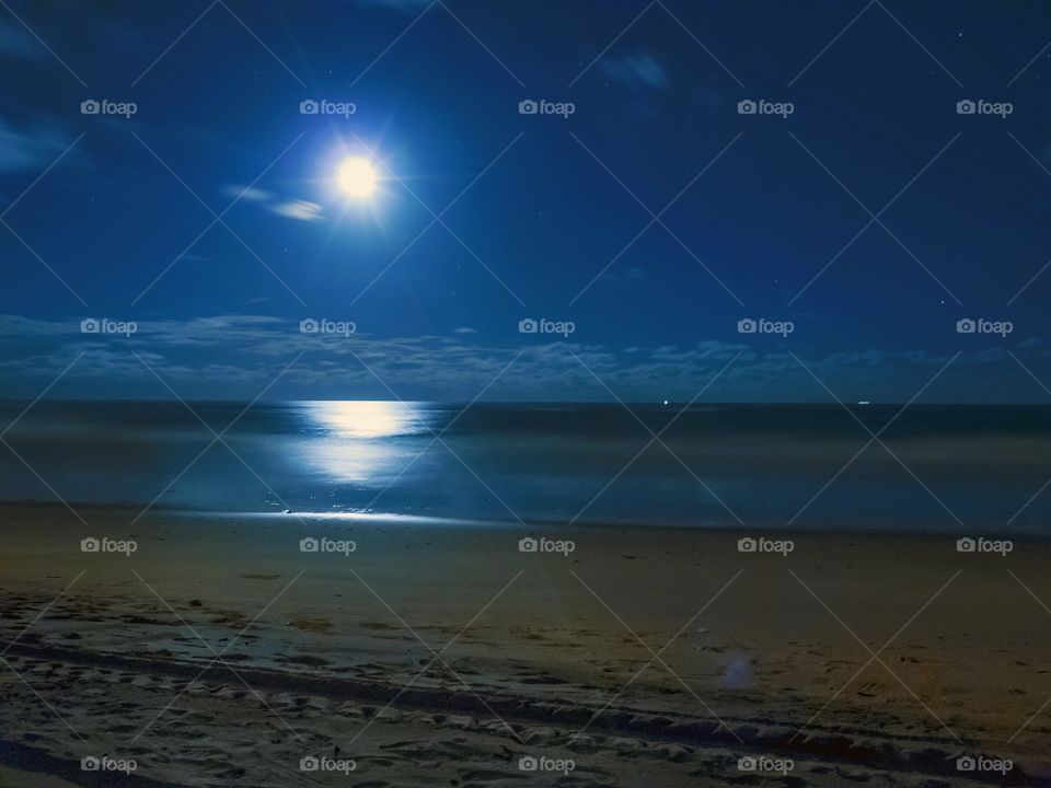 Moonset . Moonset in the Northeast region in Brazil. 