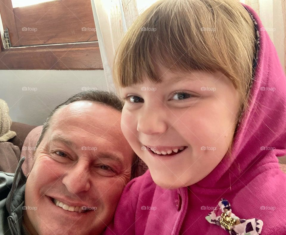 🇺🇸 My daughter Estela is my reason for living!  With your sweet smile, fatherhood is my meaning. / 🇧🇷 Minha filha Estela é a razão do meu viver! Com seu doce sorriso, a paternidade é o meu sentido.