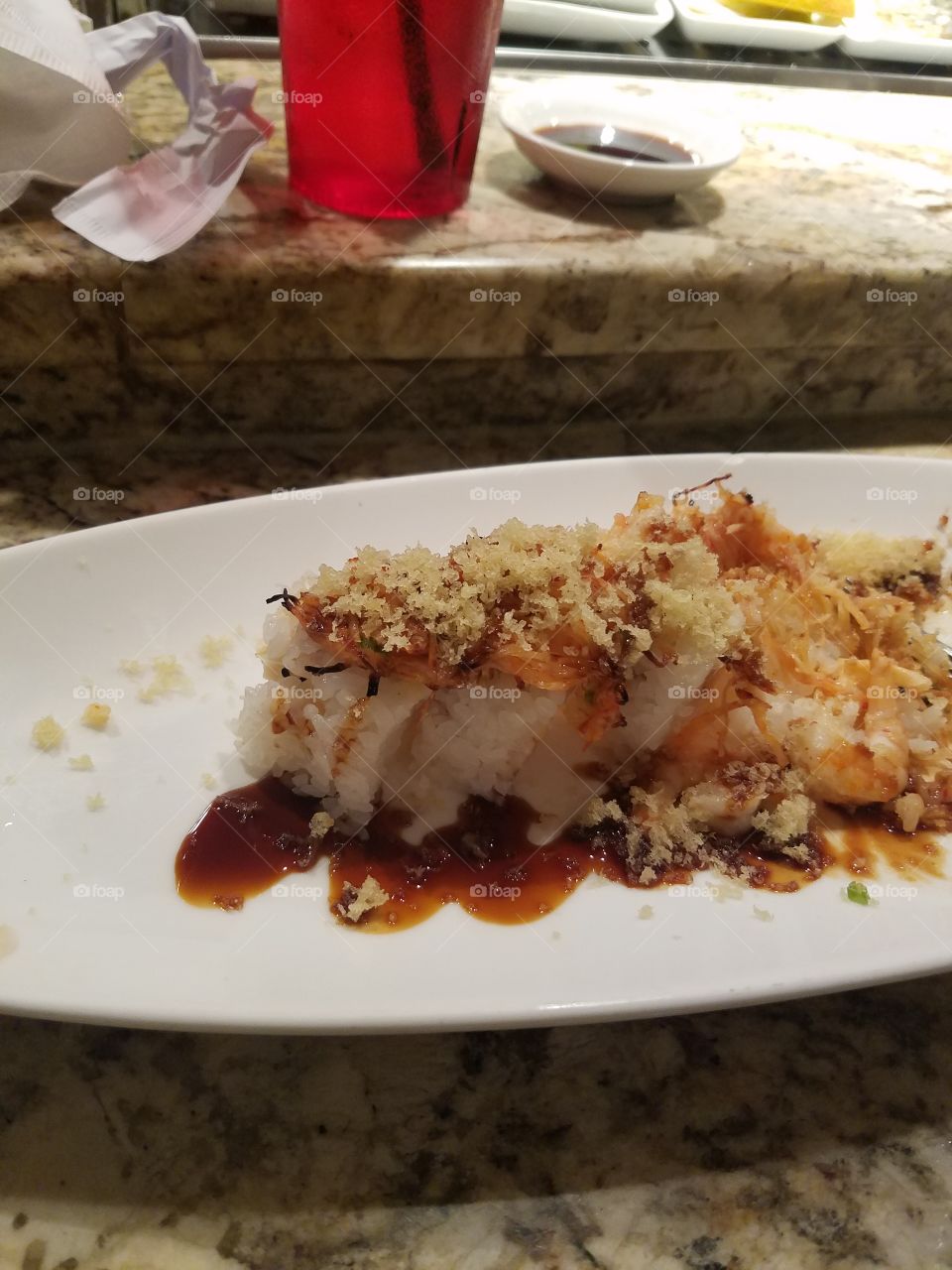 delicious eggroll, sushi, raw sushi dish, lobster and shrimp sushi, cooked sushi dishes, nice sushi plates