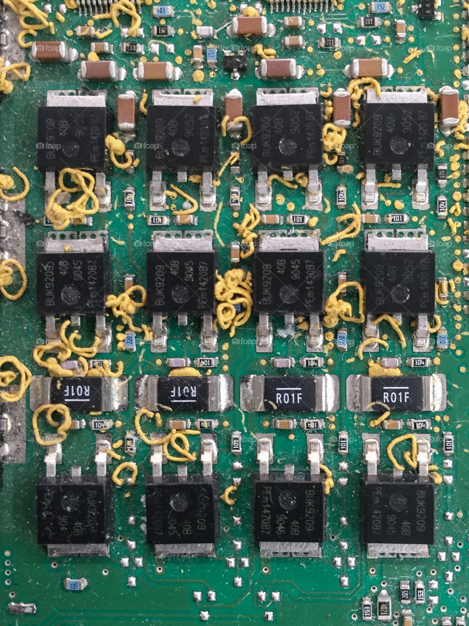 Integrated circuit electronic board