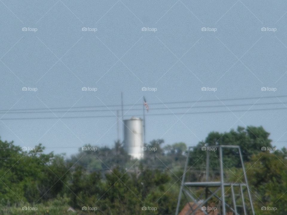 water tower 🗼. I love photos like this one because it represents American culture. 👣 🚶 🏃 🔥 💨