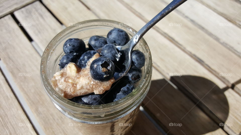 Blueberries and oatmeal