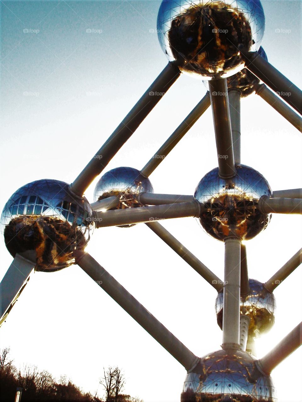 Atomium perspective view. / Visão em perspectiva do Atomium.