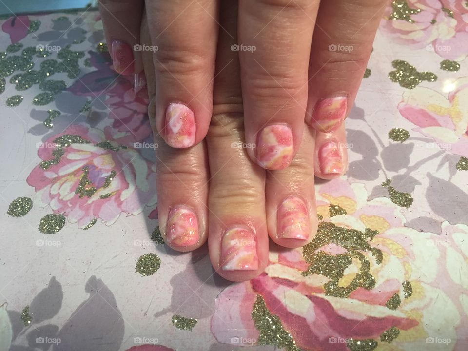Fun marbled nails