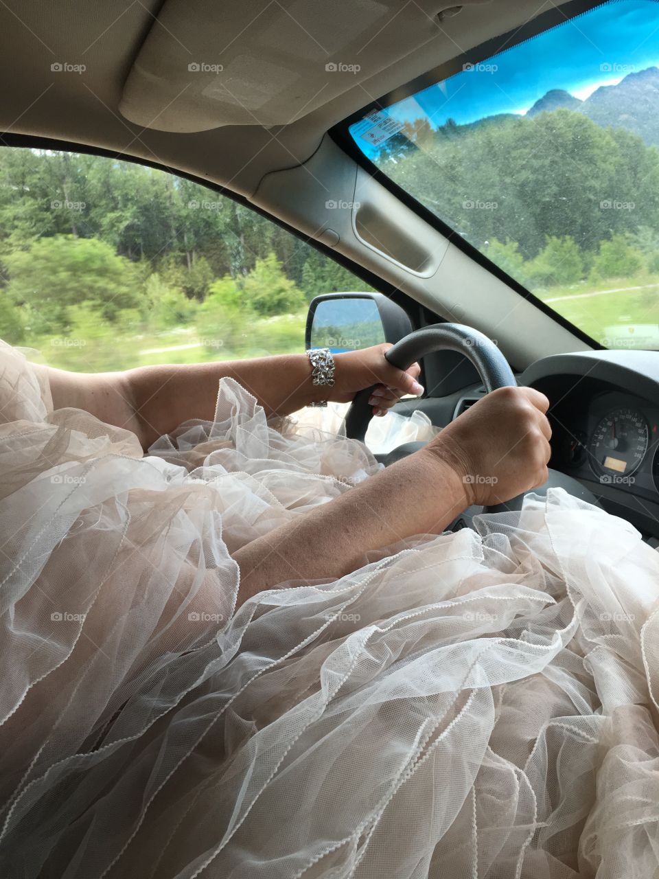 The bride drives herself 