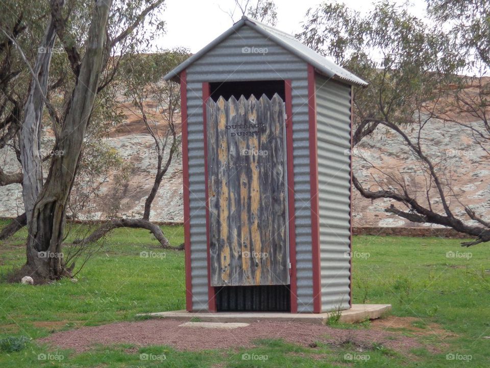 A dunny (Australian for toilet)