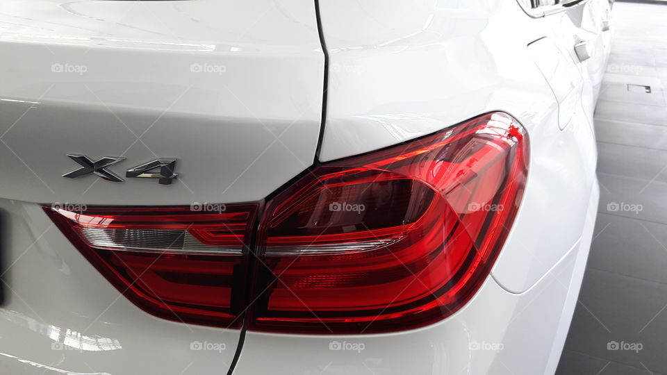 BMW X4  back light