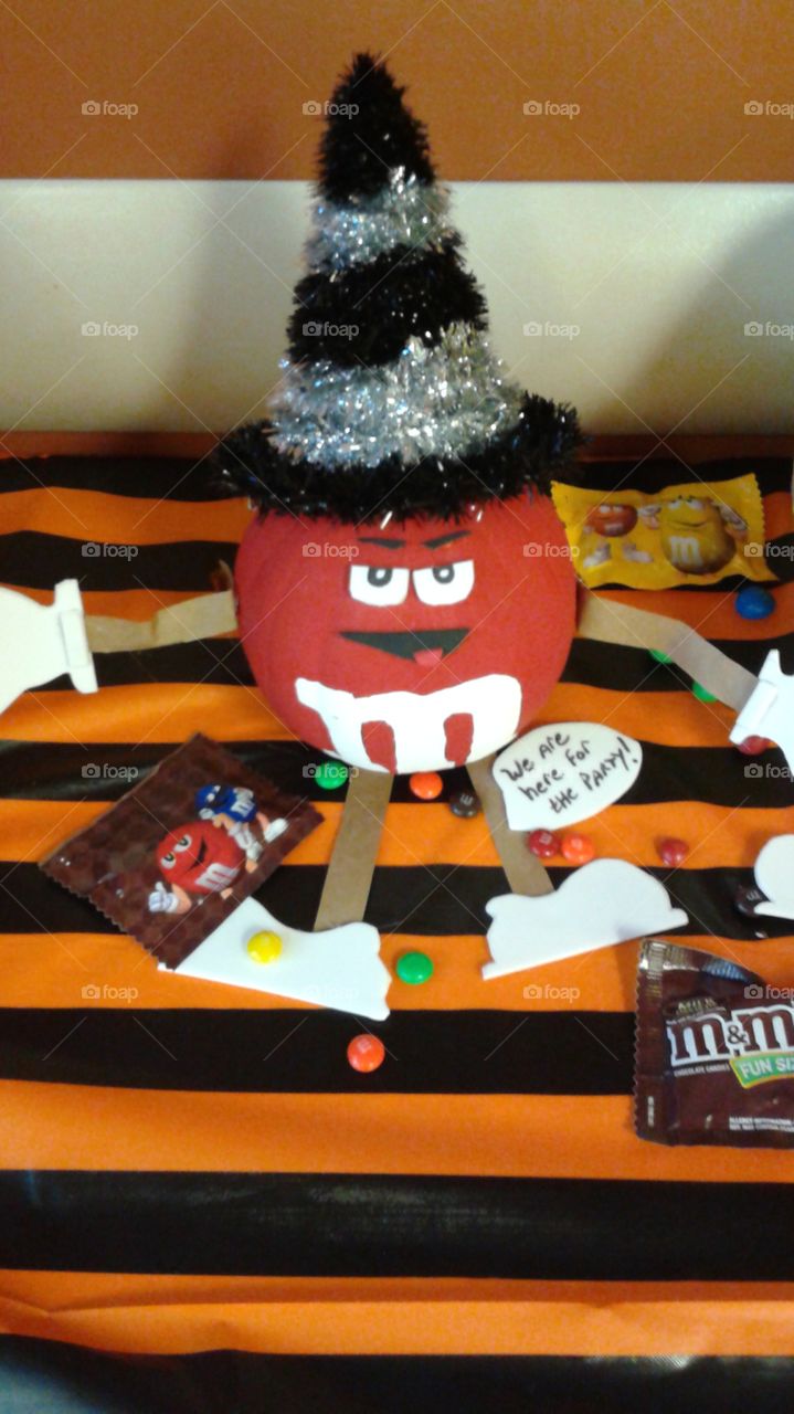 M&M pumpkin witch. Pumpkin decorating contest