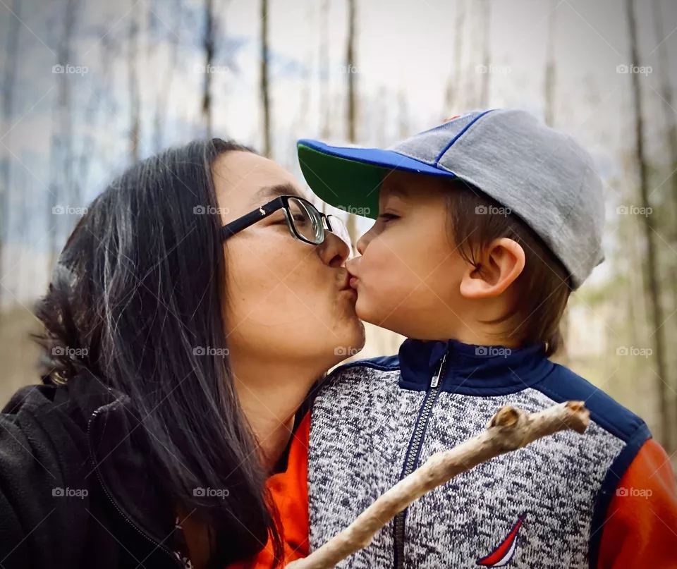 Kissing 