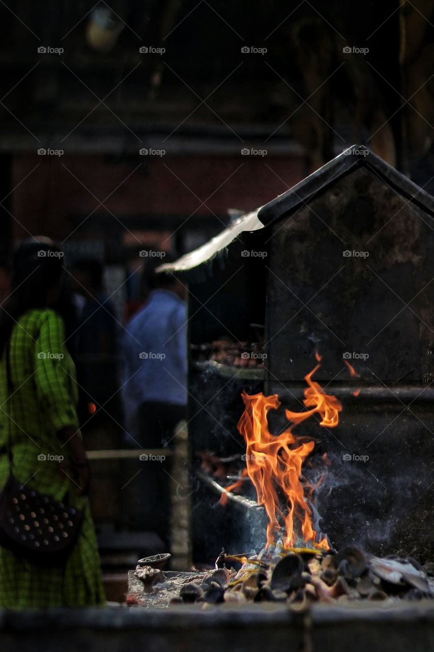 I can see a horse in the flames