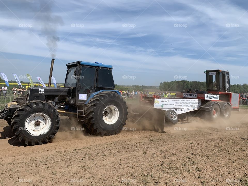 Tractor pulling