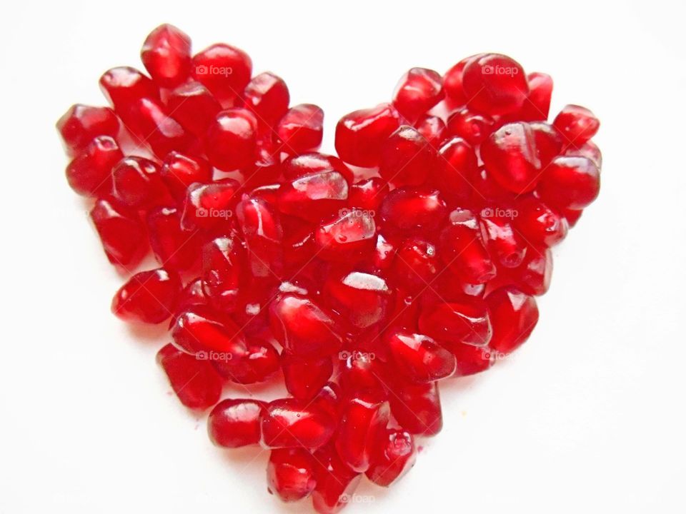 pomegranate seeds red heart healthy food