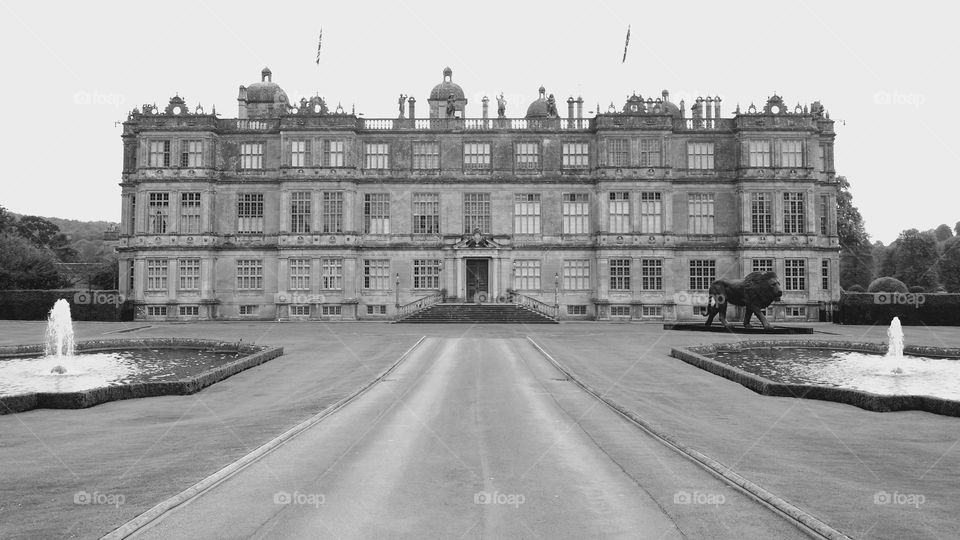 Black and white shot of Longleat House