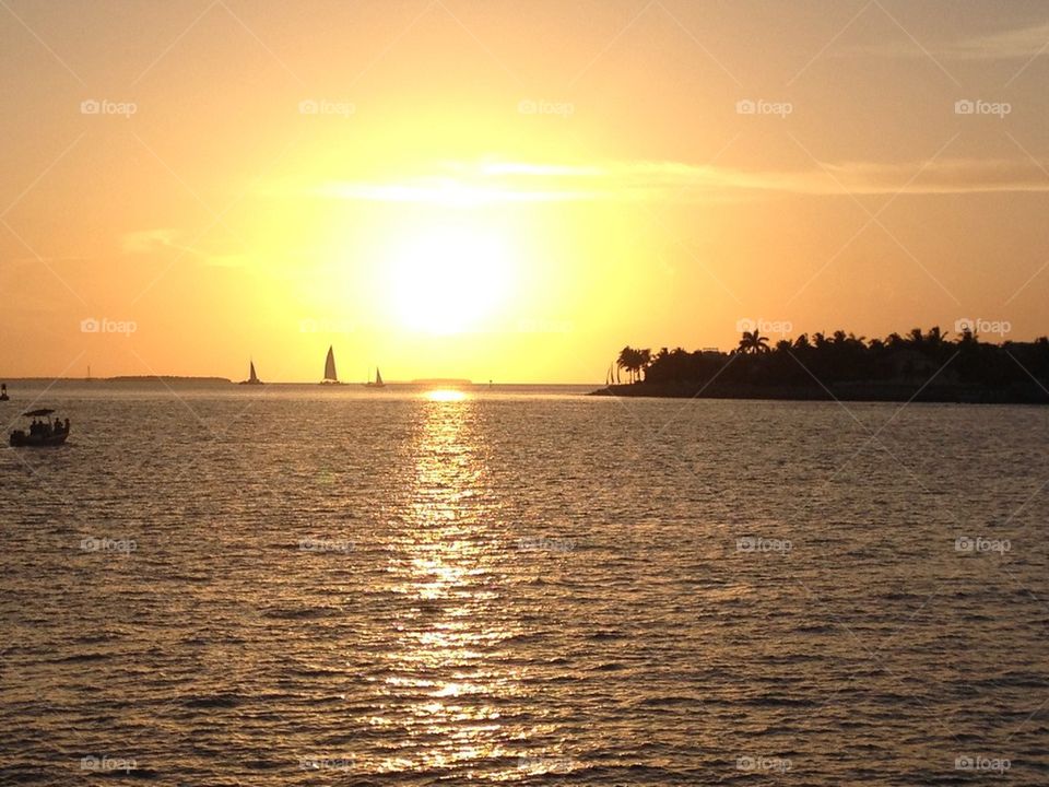 Sunset in MALLORY SQUARE. Key west,Florida