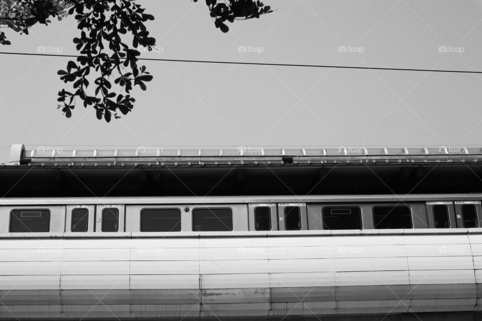 MRT on a monochrome 