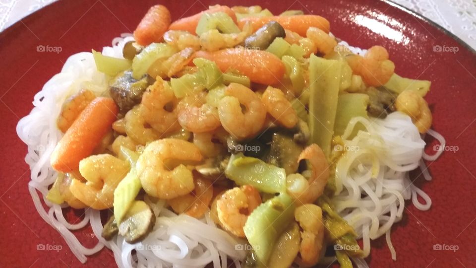 curry shrimp over noodles