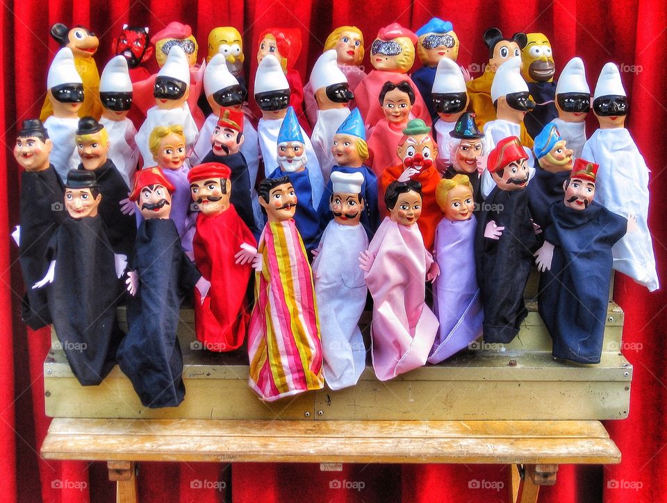 Sorrento puppets