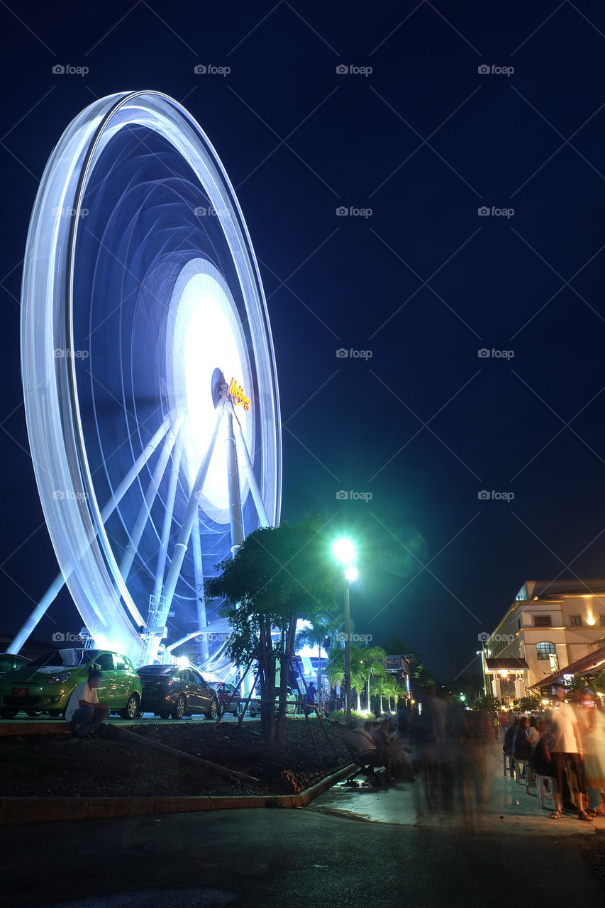 ferris wheel at night