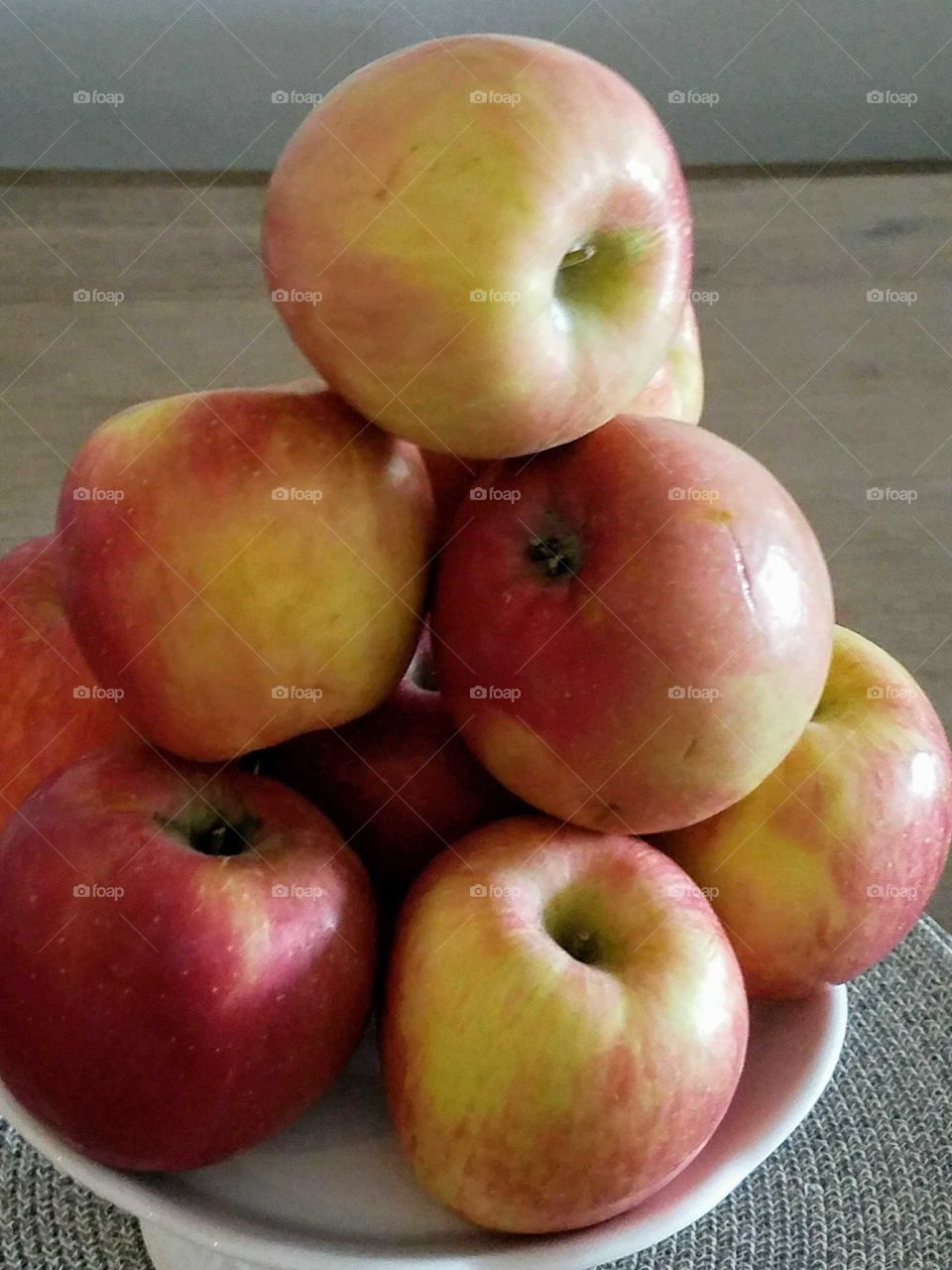 Apple Pyramid