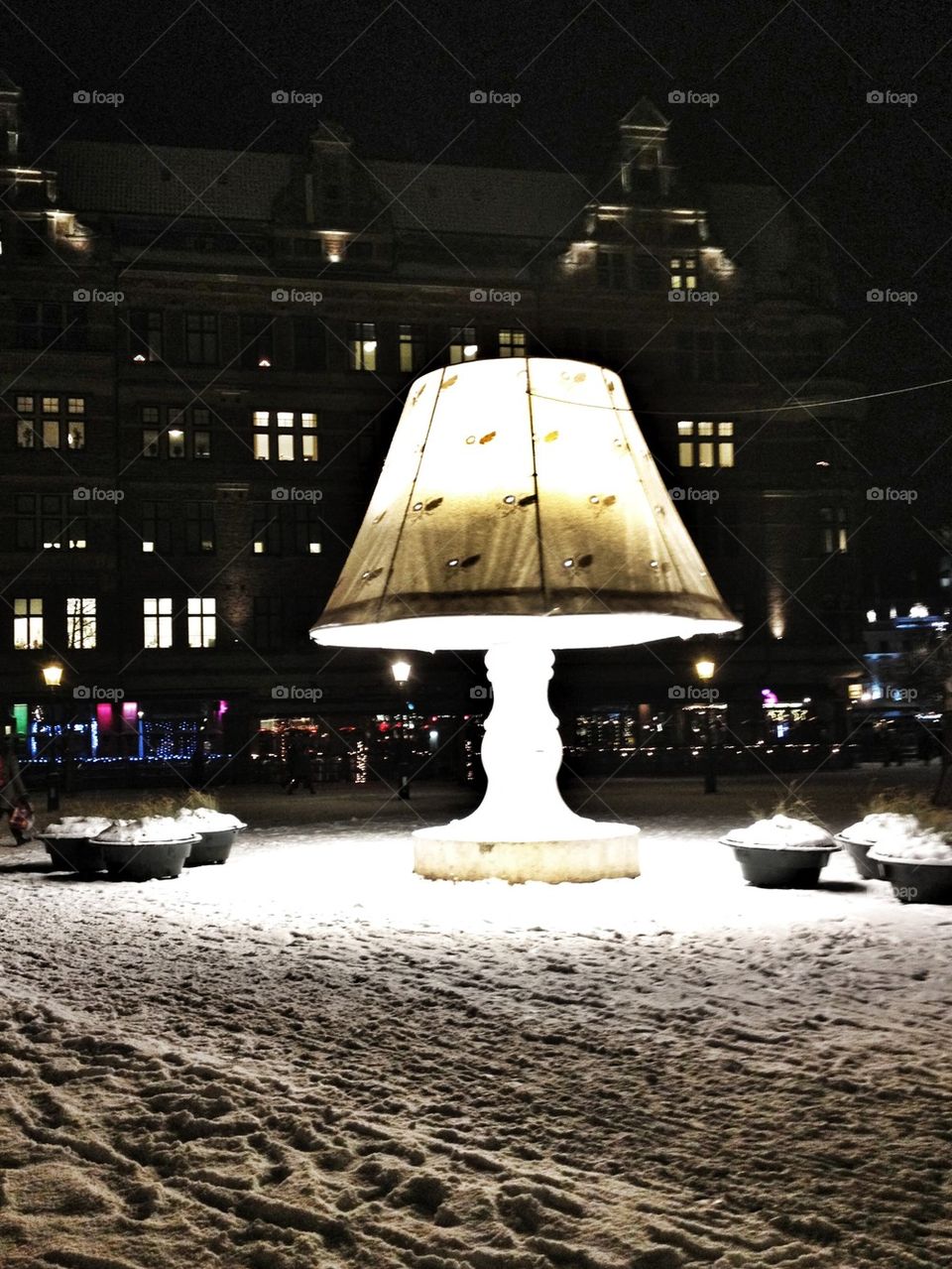 Lamp in Winter Square 