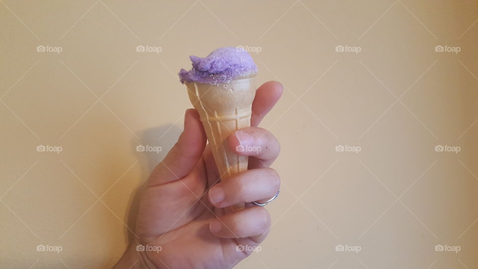 Marshmallow cone