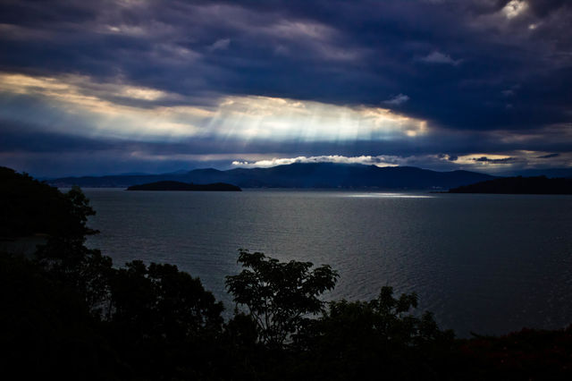 A Luz e o Mar