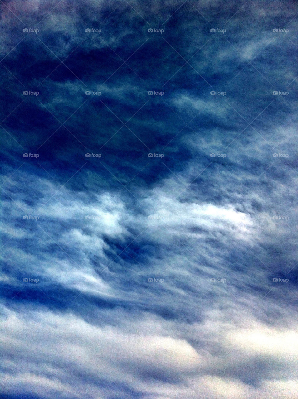 sky blue white outdoor by king