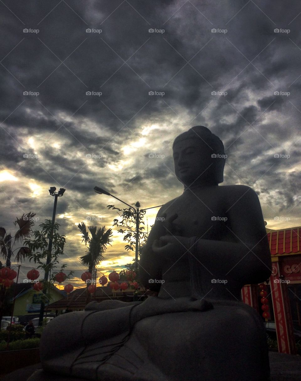 Like a rainbow after the rain, there will be good things after the pain