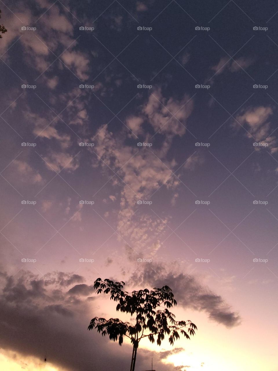 las nubes y el cielo colorido