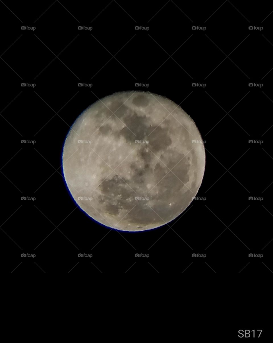 Full wolf moon. Taken with Telescope and Samsung Galaxy S7