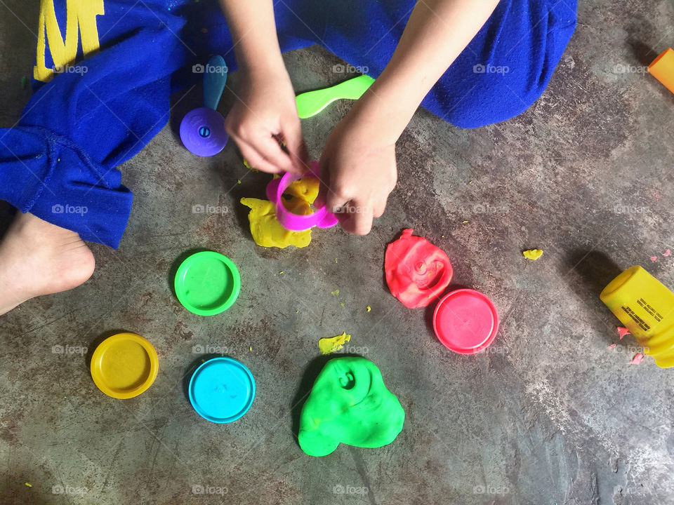 Kids playing playdoh