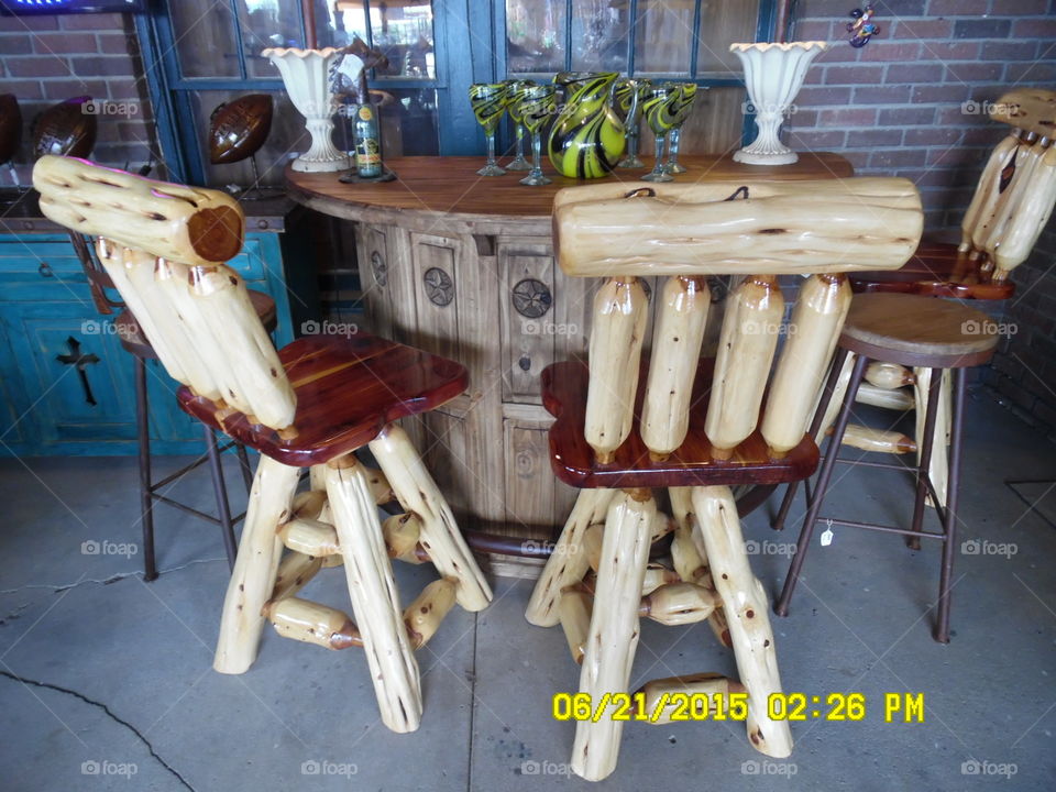 oak bar stools. This is a picture of some oak bar stools that I saw while sight seeing in Mineral Wells Texas