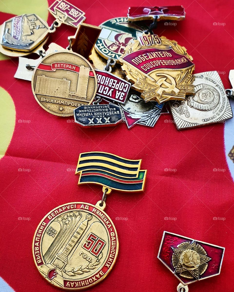 soviet ussr medals on red flag