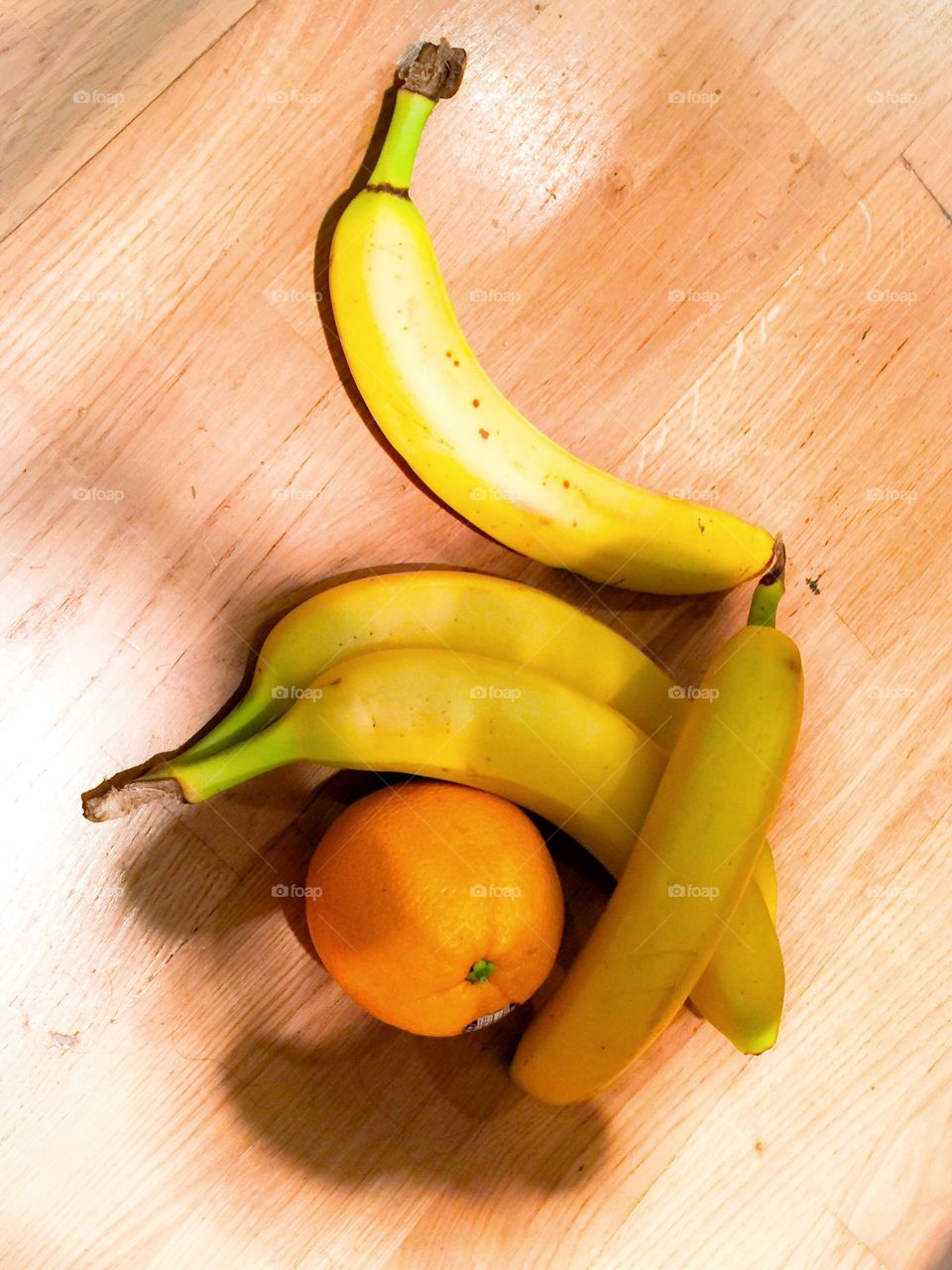 Orange and bananas 