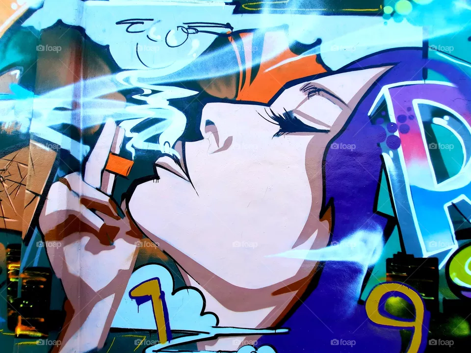 long walk shooting city grafity