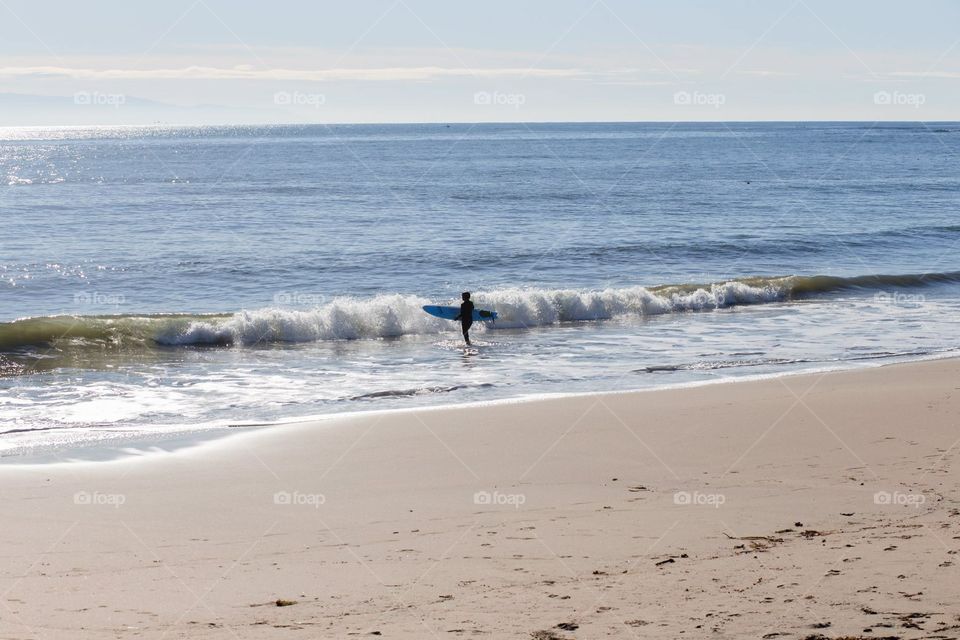 Young surfer on Santa Cruz Beach 🌊 
