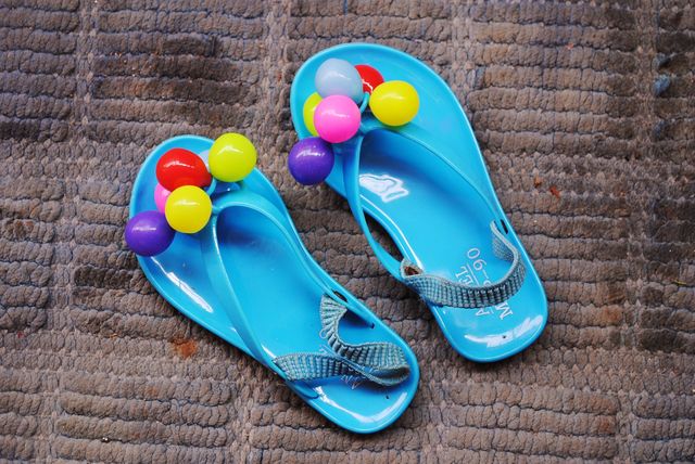 COLORFUL FOOTWEAR