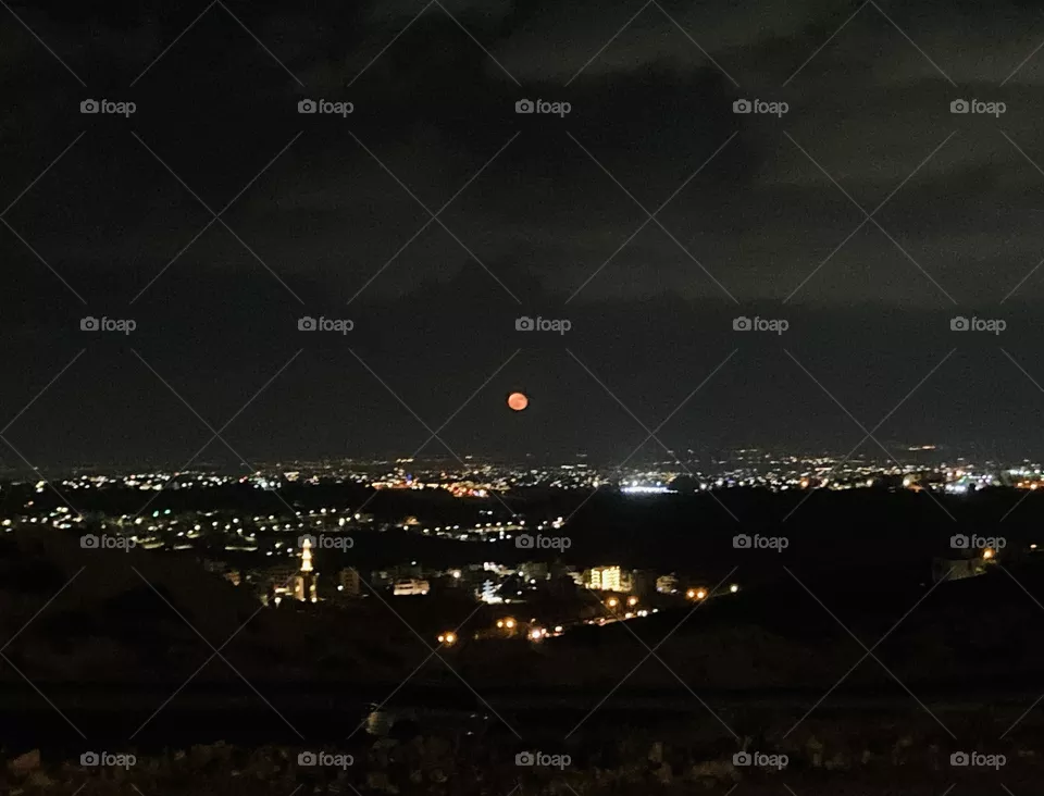Moonrise in Amman