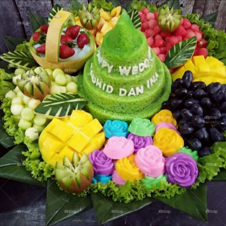 tumpeng warna-warni